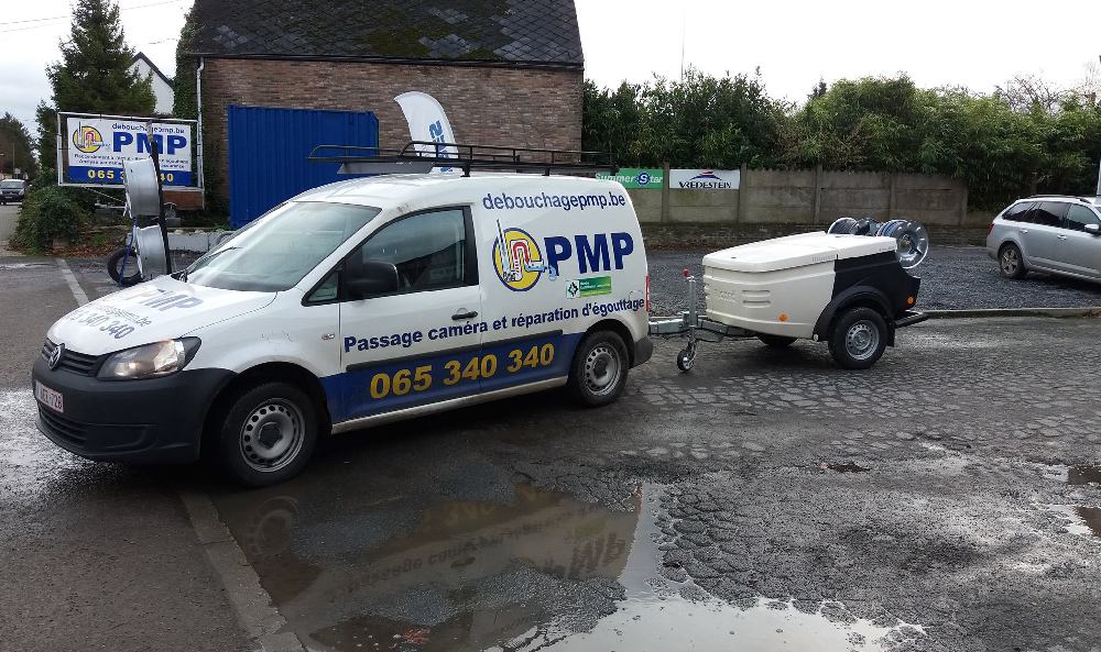 Véhicule de service PMP avec remorque spécialisée pour le débouchage et l’entretien des canalisations